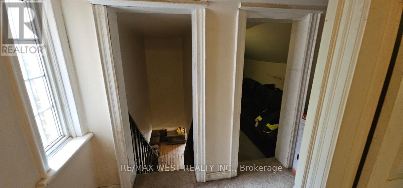 6536 5Th Side Road, Essa, ON - Indoor Photo Showing Other Room
