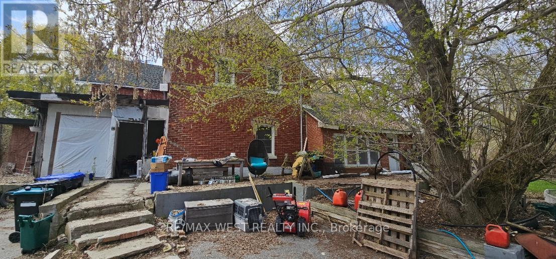 6536 5Th Side Road, Essa, ON - Outdoor