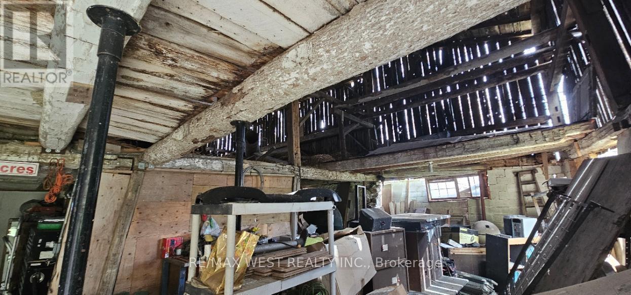 6536 5Th Side Road, Essa, ON - Indoor