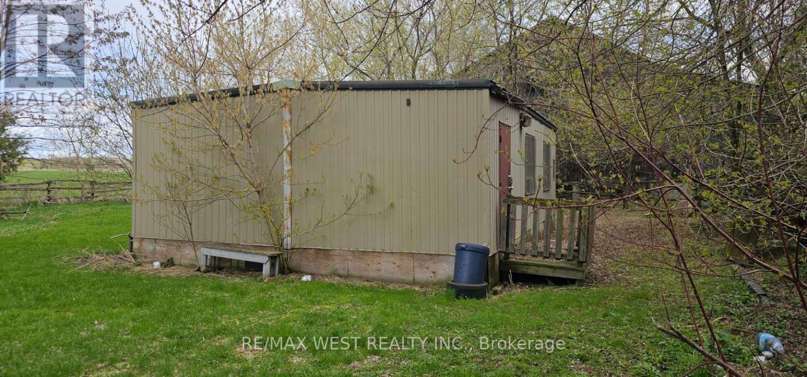 6536 5Th Side Road, Essa, ON - Outdoor