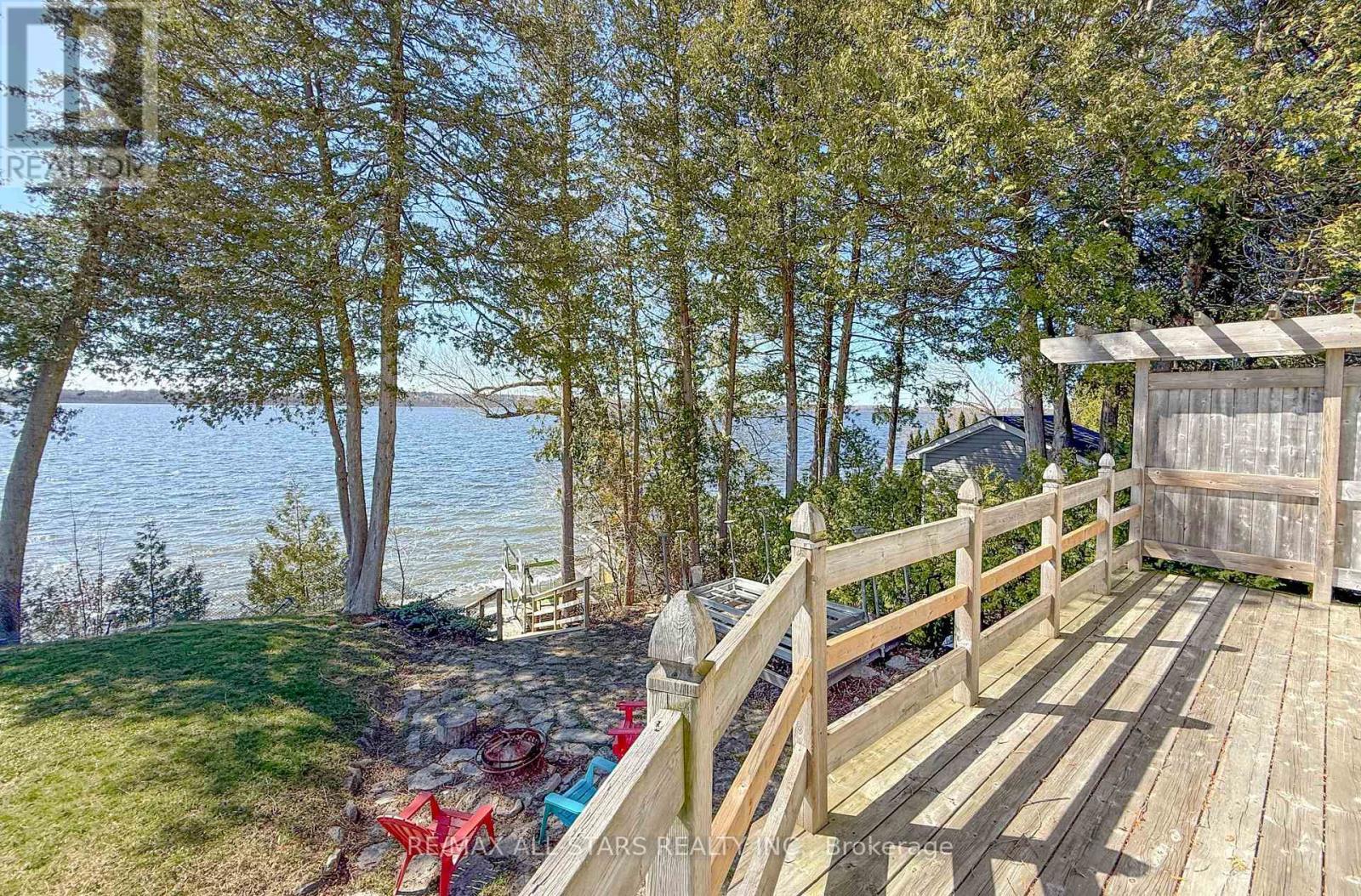 253 Stephenson Point Road, Scugog, ON - Outdoor With Body Of Water