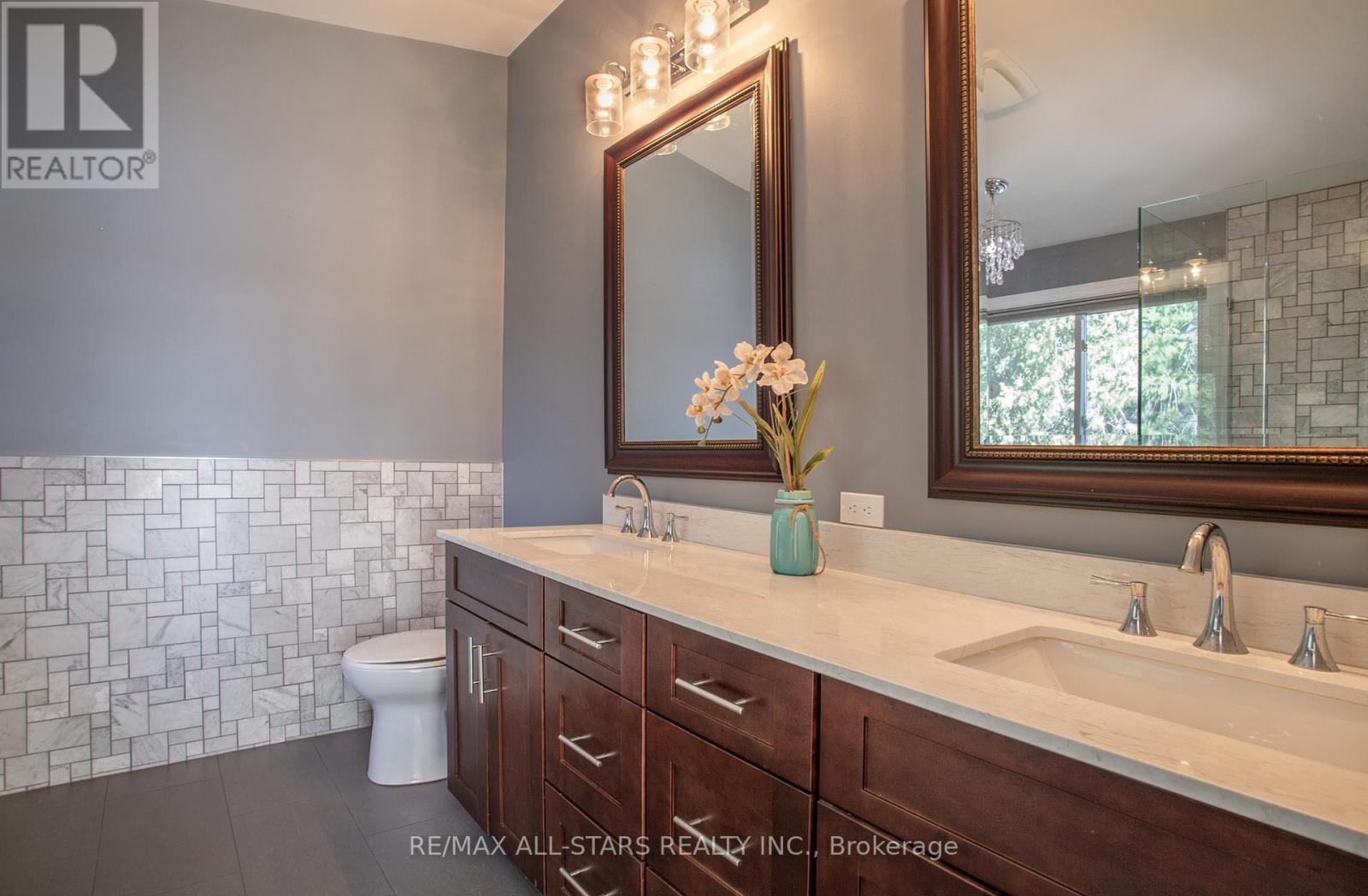 253 Stephenson Point Road, Scugog, ON - Indoor Photo Showing Bathroom