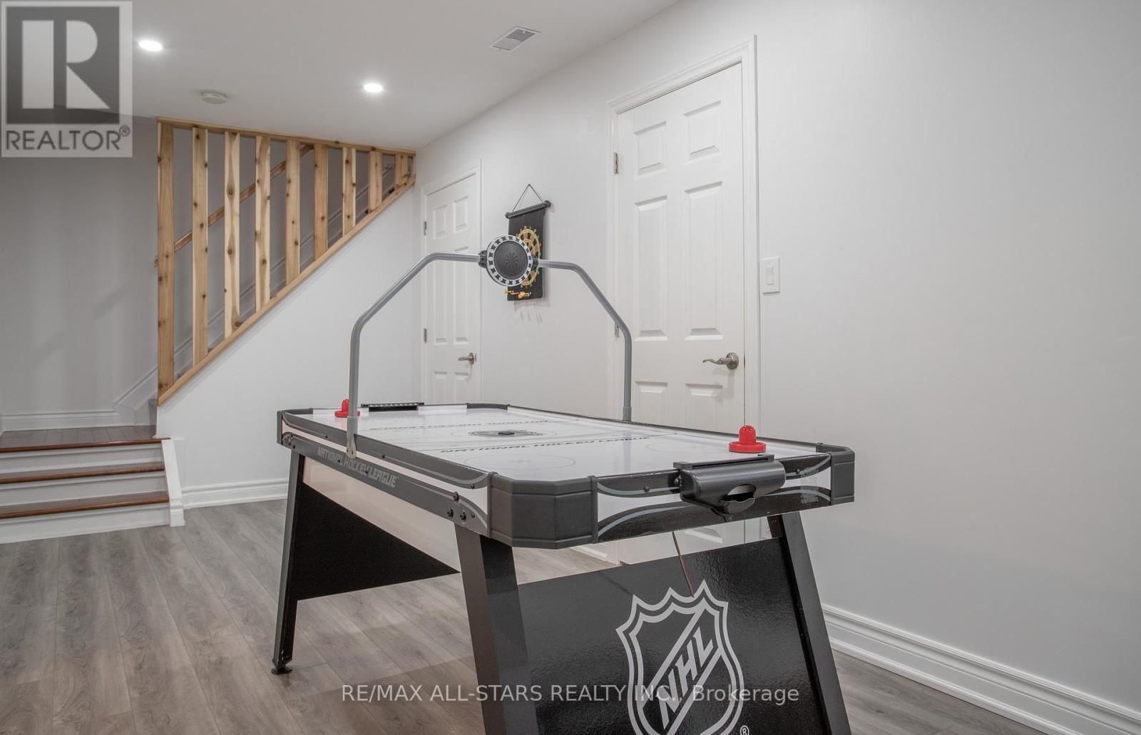 253 Stephenson Point Road, Scugog, ON - Indoor Photo Showing Other Room
