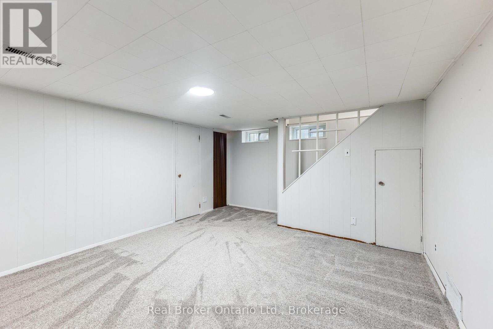 499 Krug Street, Kitchener, ON - Indoor
