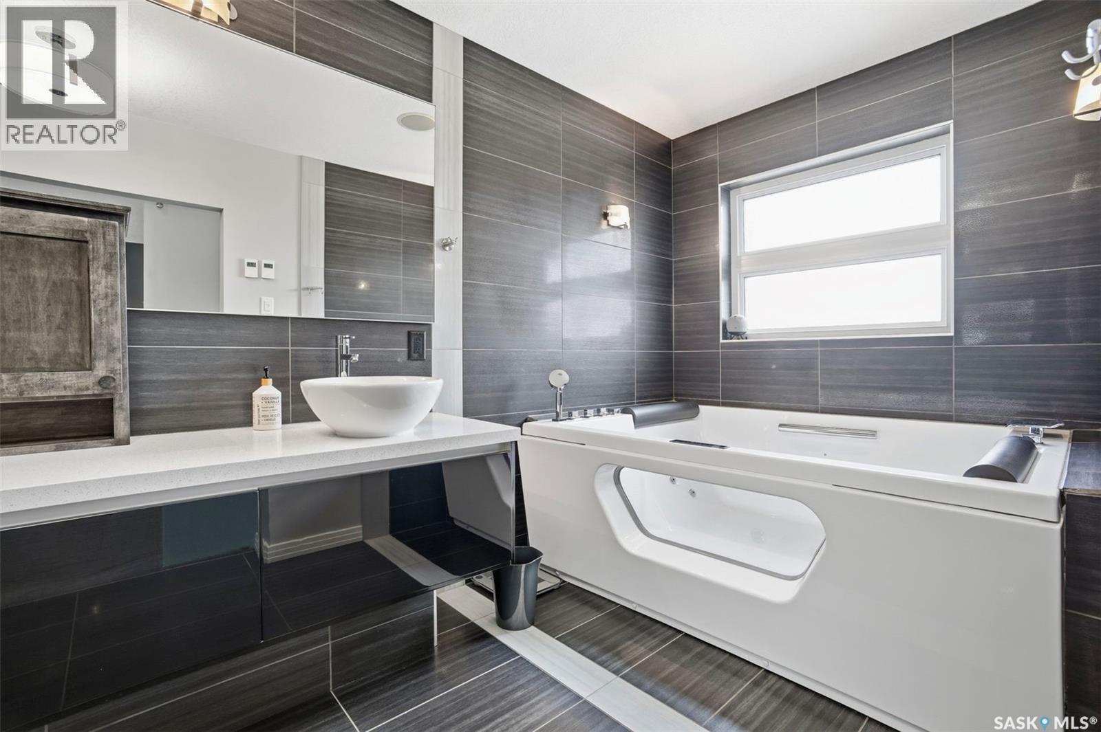 710 Sauer Crescent, Saskatoon, SK - Indoor