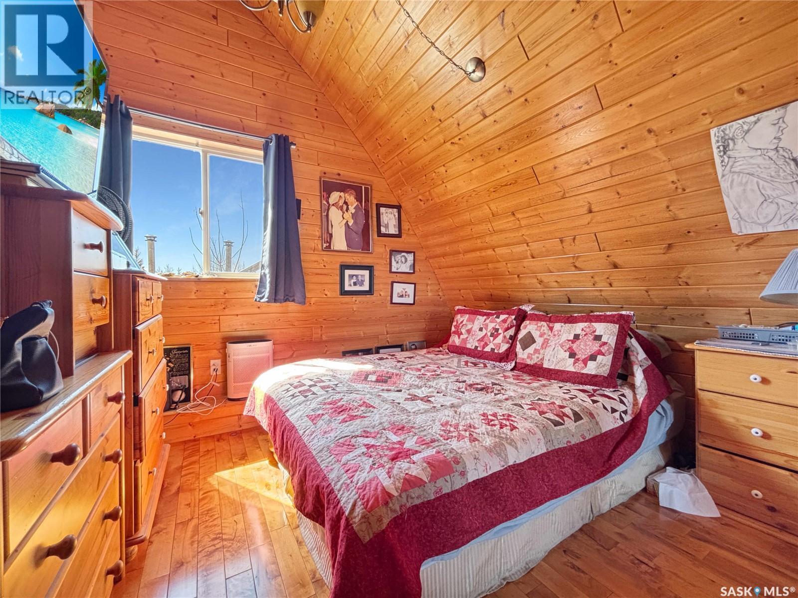 Strunk Acreage, Dundurn Rm No. 314, SK - Indoor Photo Showing Bedroom