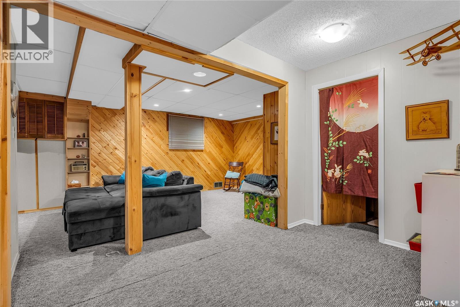 1534 9Th Avenue N, Saskatoon, SK - Indoor