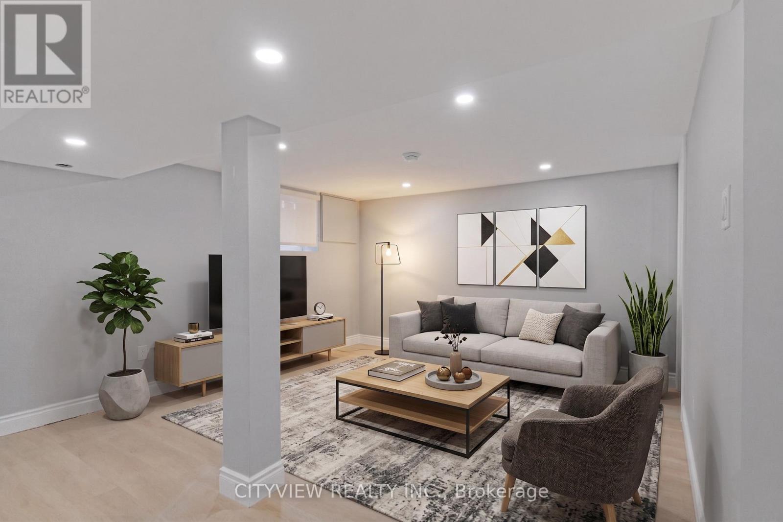 76 Stapleton Avenue, Hamilton, ON - Indoor Photo Showing Living Room