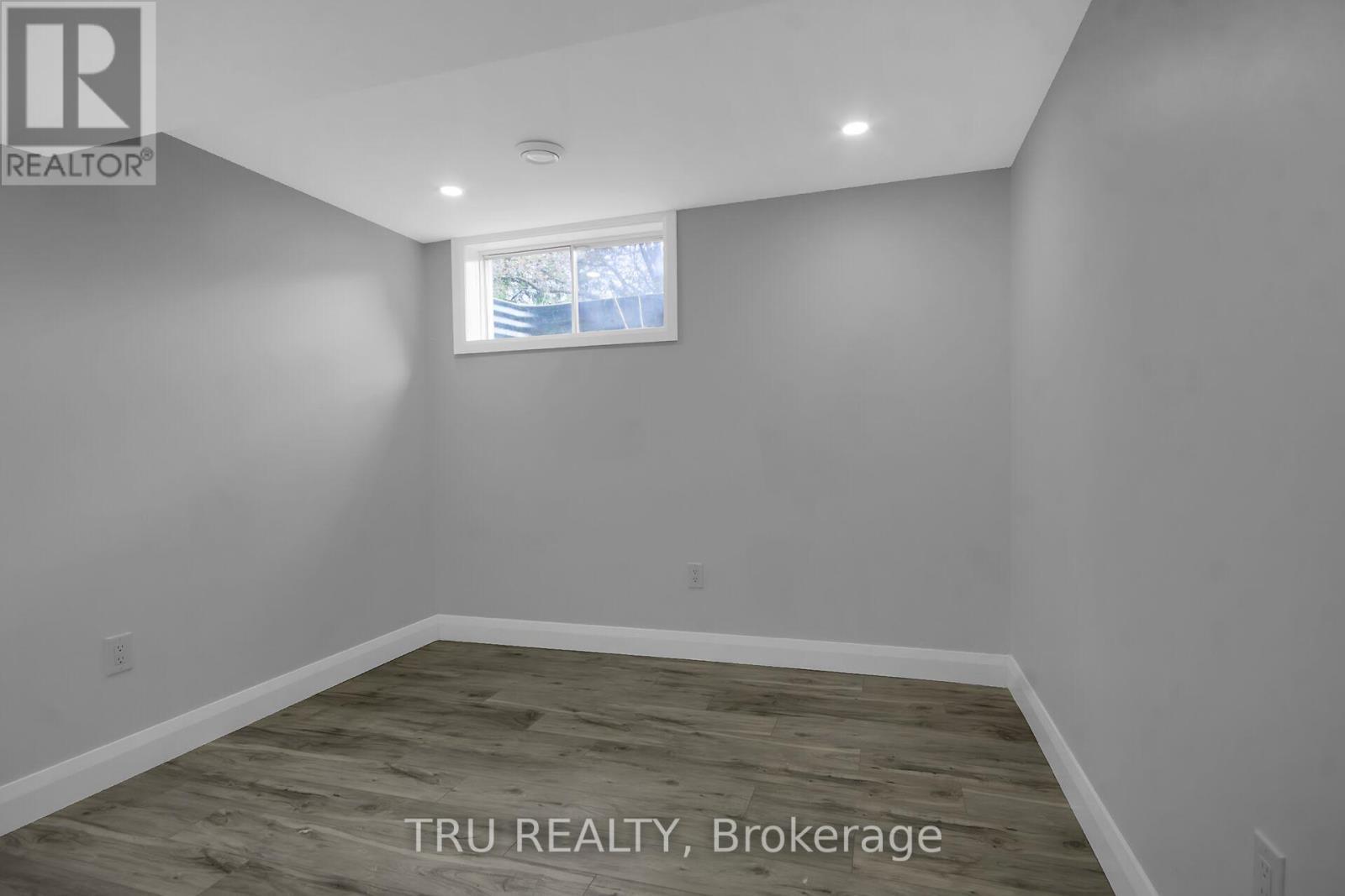 7038 Shields Drive, Ottawa, ON - Indoor Photo Showing Other Room
