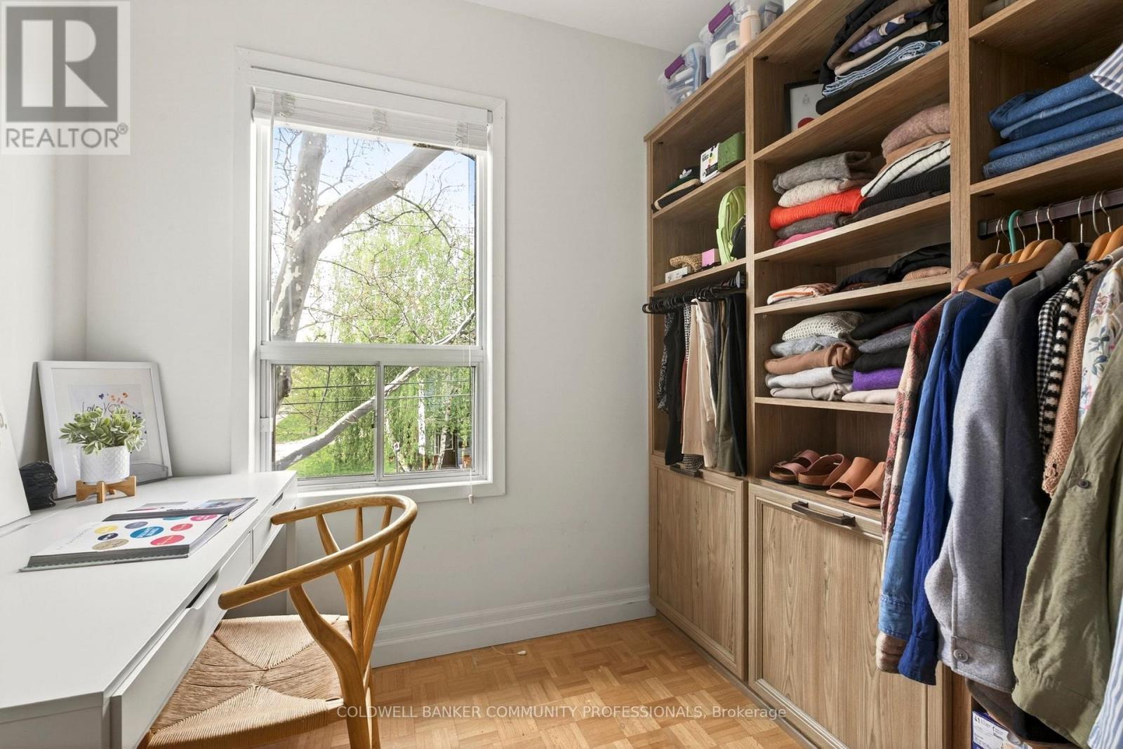181 Simcoe Street E, Hamilton, ON - Indoor With Storage