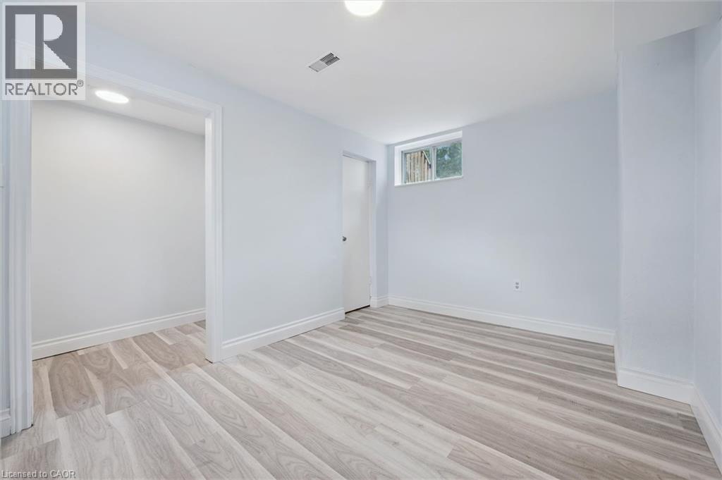 176 Woodville Place, Waterloo, ON - Indoor Photo Showing Other Room