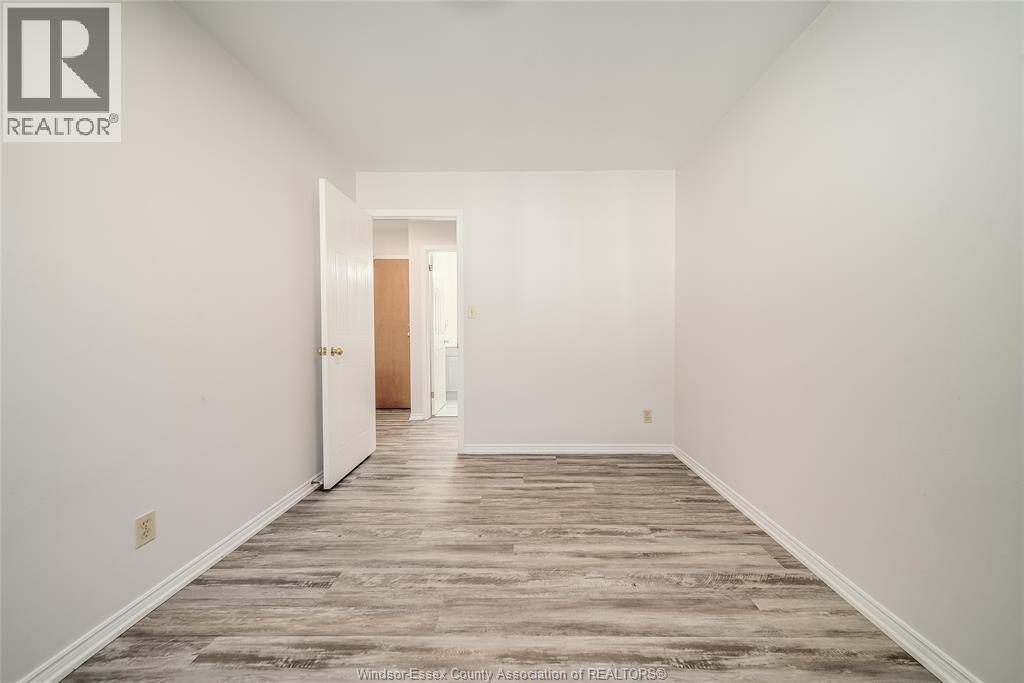 1970 Daytona, Windsor, ON - Indoor Photo Showing Other Room