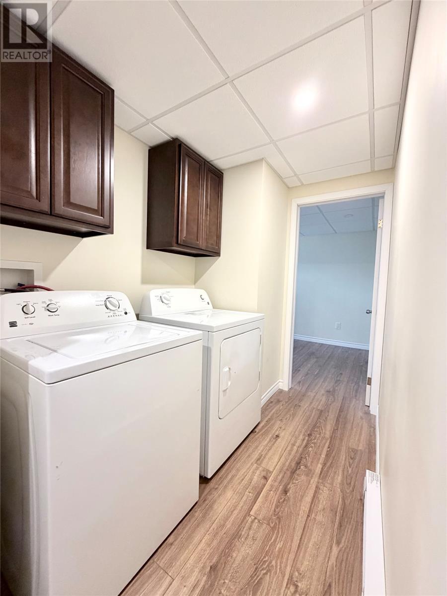 17 Second Avenue, Pasadena, NL - Indoor Photo Showing Laundry Room