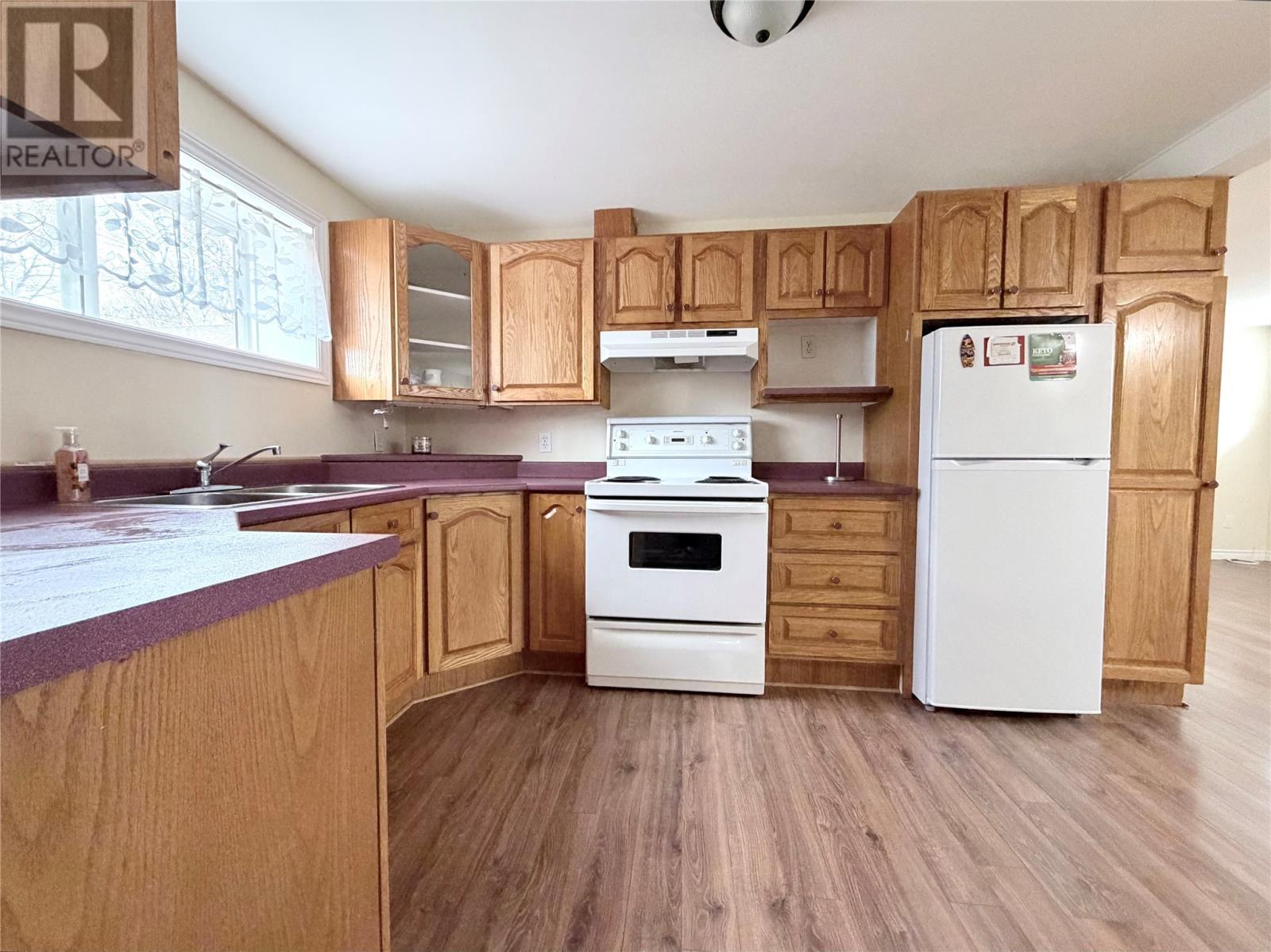 17 Second Avenue, Pasadena, NL - Indoor Photo Showing Kitchen With Double Sink