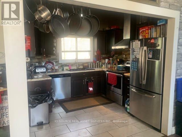 4 Kelvin Crescent, Deep River, ON - Indoor Photo Showing Kitchen With Stainless Steel Kitchen