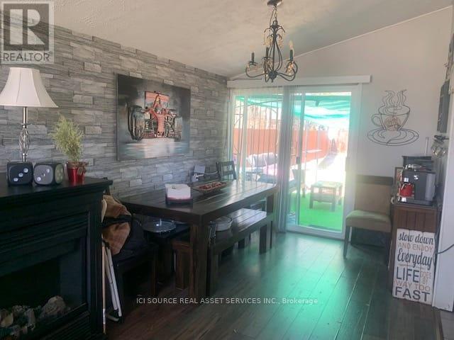 4 Kelvin Crescent, Deep River, ON - Indoor With Fireplace