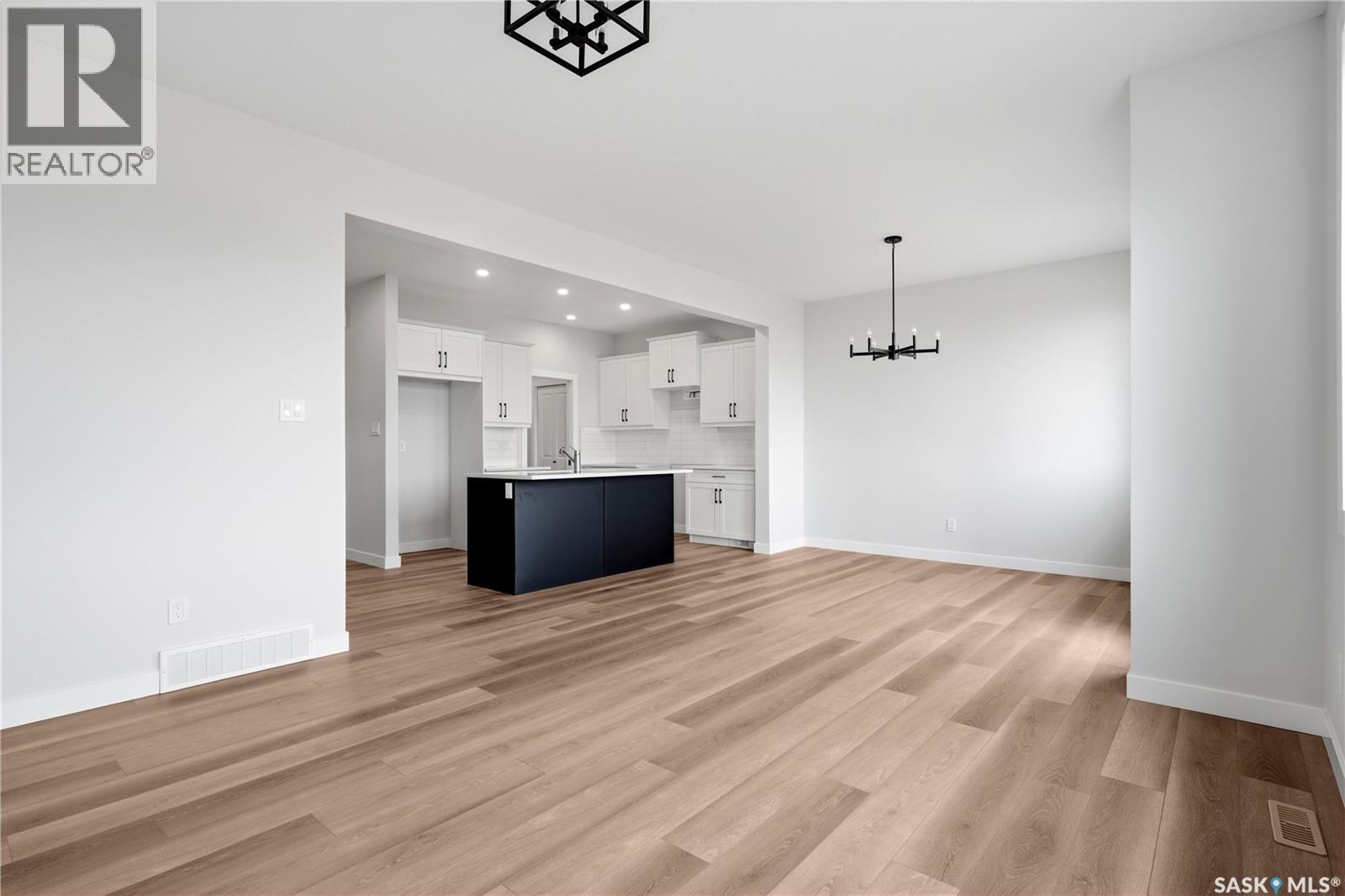 3180 Favel Drive, Regina, SK - Indoor