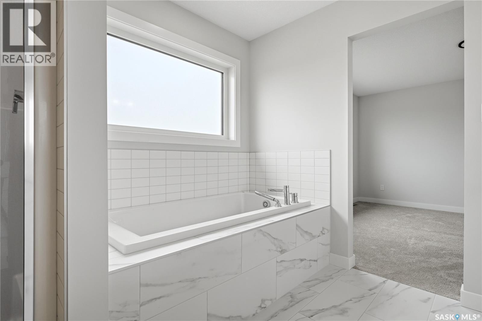 3180 Favel Drive, Regina, SK - Indoor Photo Showing Bathroom
