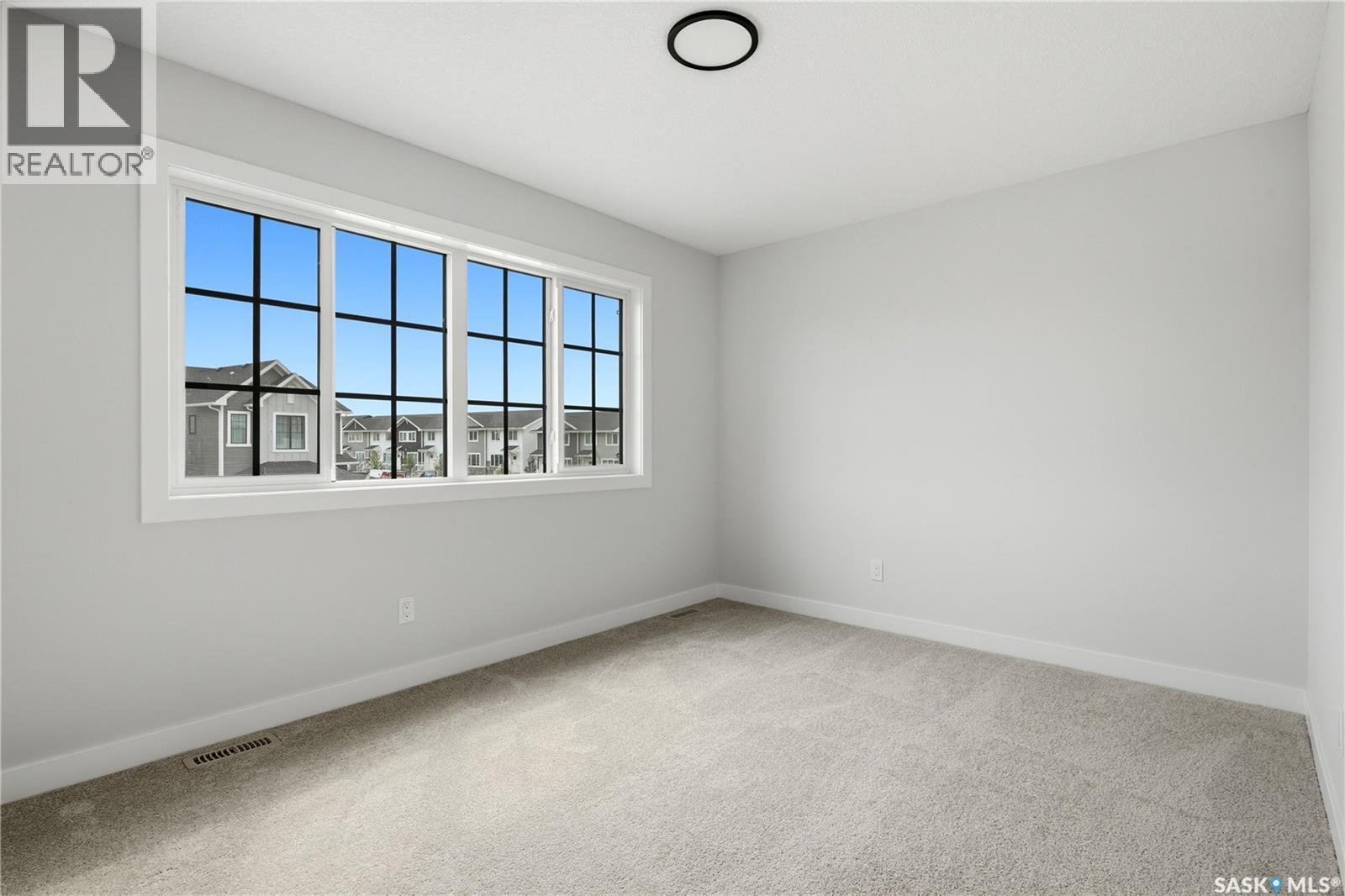 3180 Favel Drive, Regina, SK - Indoor Photo Showing Other Room