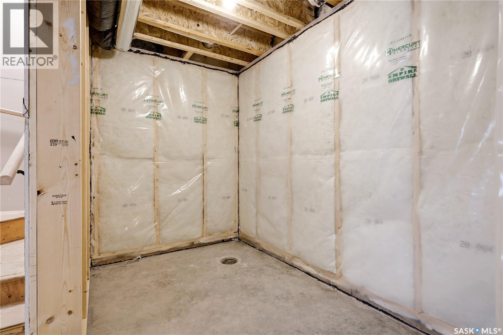 3180 Favel Drive, Regina, SK - Indoor Photo Showing Basement