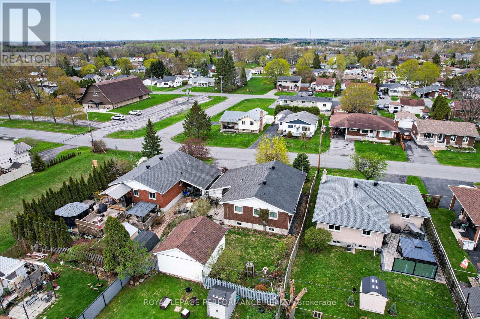 3205 Duval Avenue, Cornwall, ON - Outdoor With View