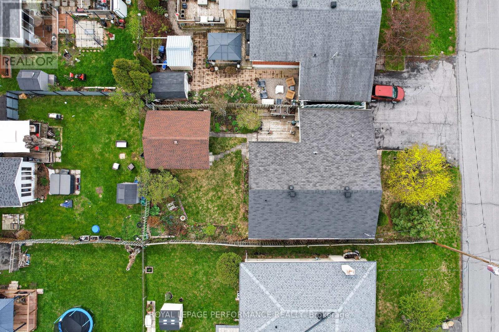 3205 Duval Avenue, Cornwall, ON - Outdoor