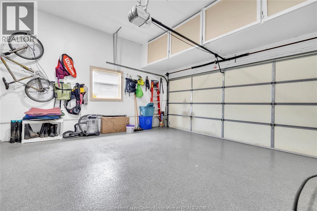 2048 Eugeni, Tecumseh, ON - Indoor Photo Showing Garage