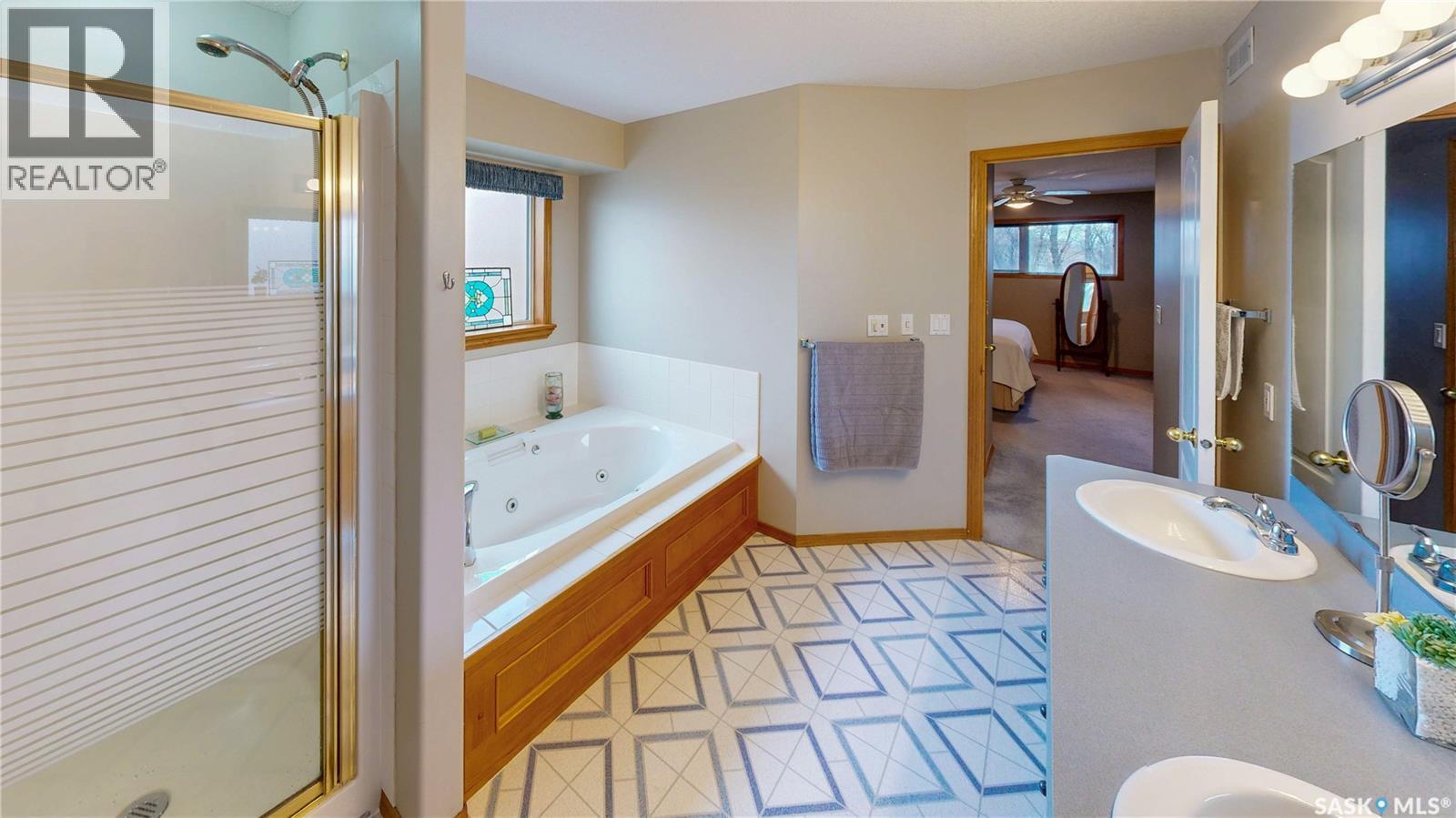 3254 Peyson Bay E, Regina, SK - Indoor Photo Showing Bathroom