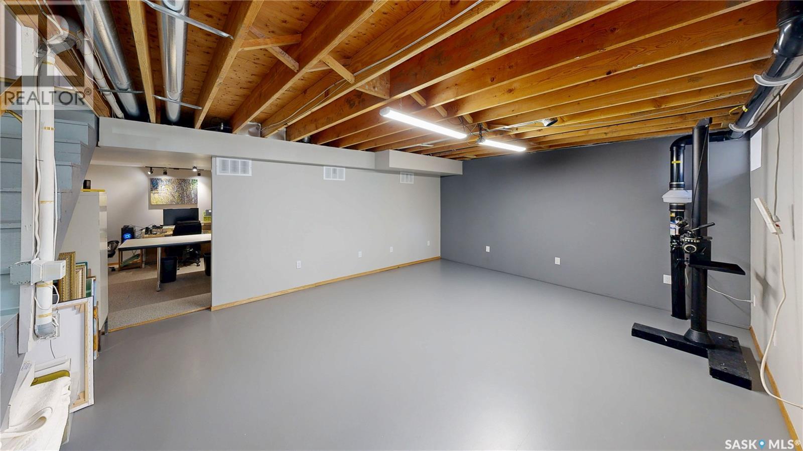3254 Peyson Bay E, Regina, SK - Indoor Photo Showing Basement
