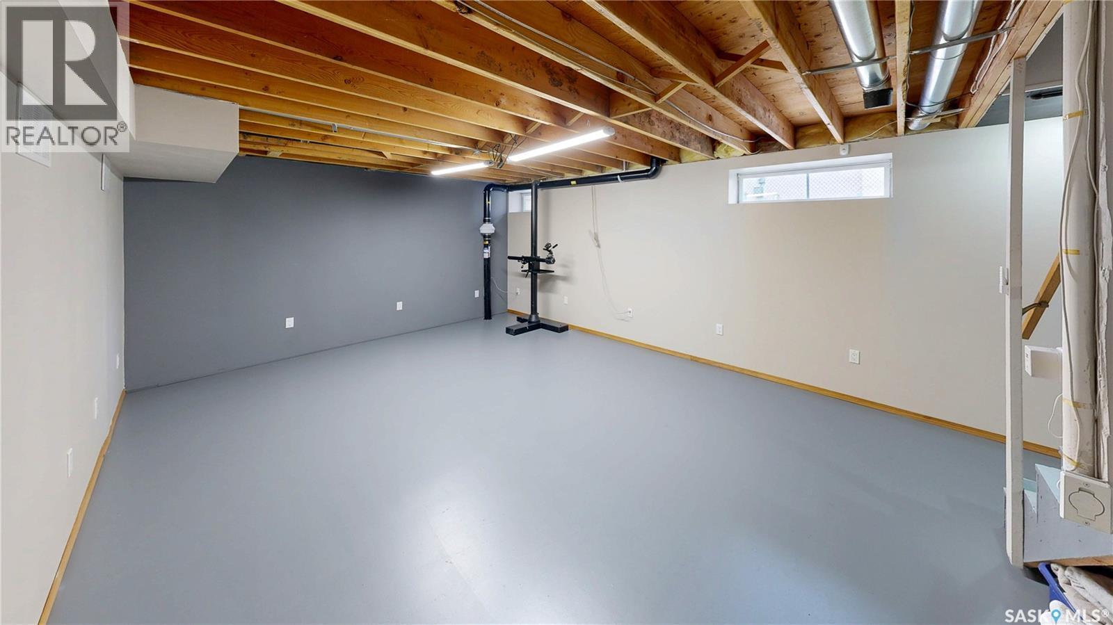 3254 Peyson Bay E, Regina, SK - Indoor Photo Showing Basement