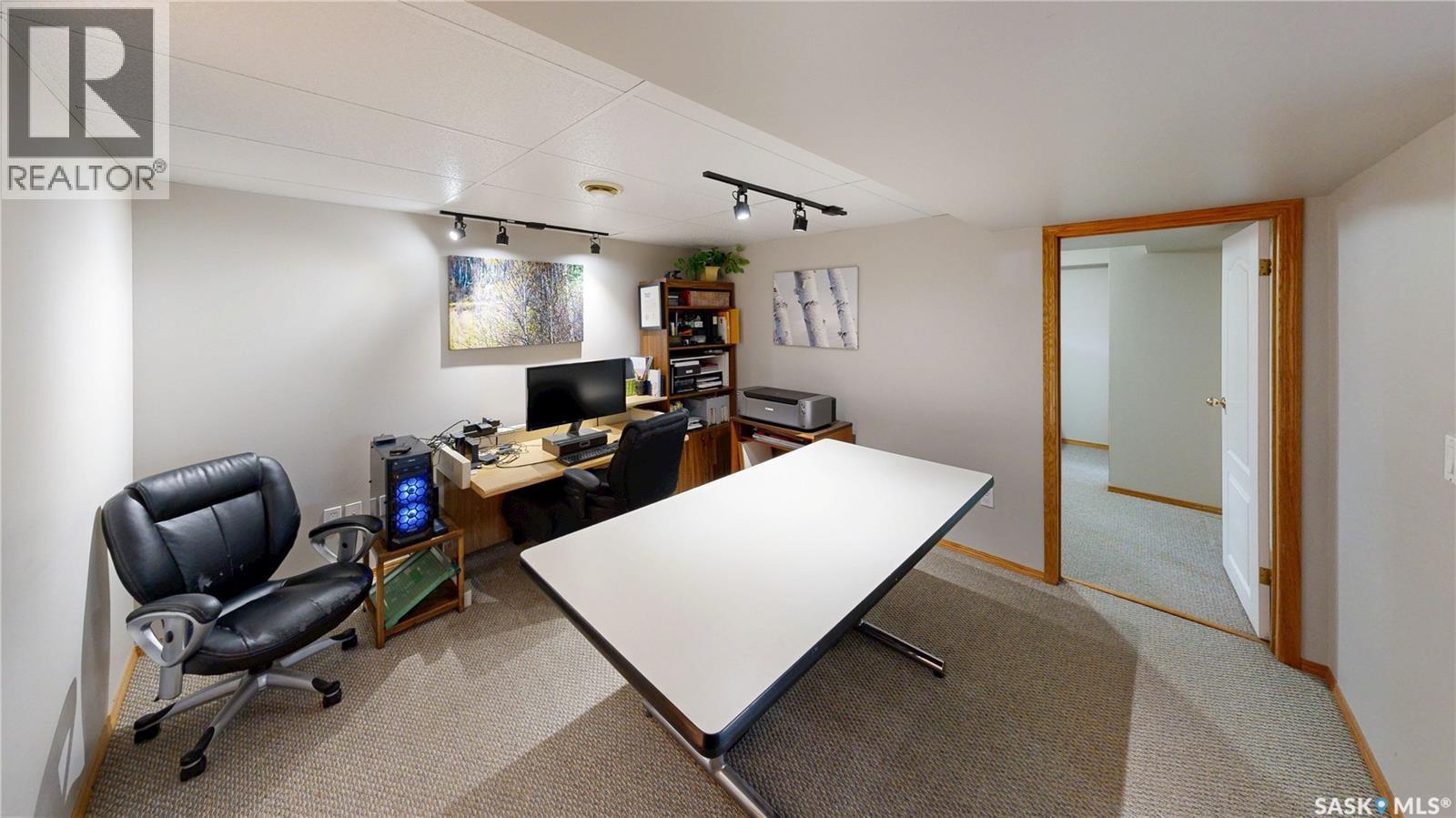 3254 Peyson Bay E, Regina, SK - Indoor
