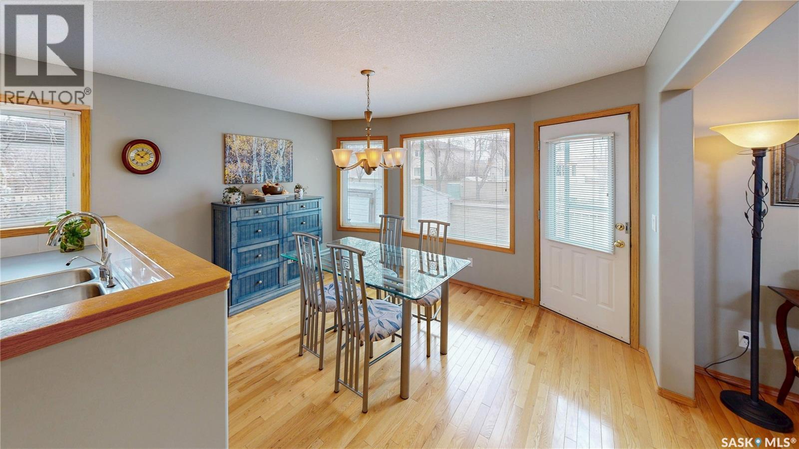 3254 Peyson Bay E, Regina, SK - Indoor Photo Showing Dining Room