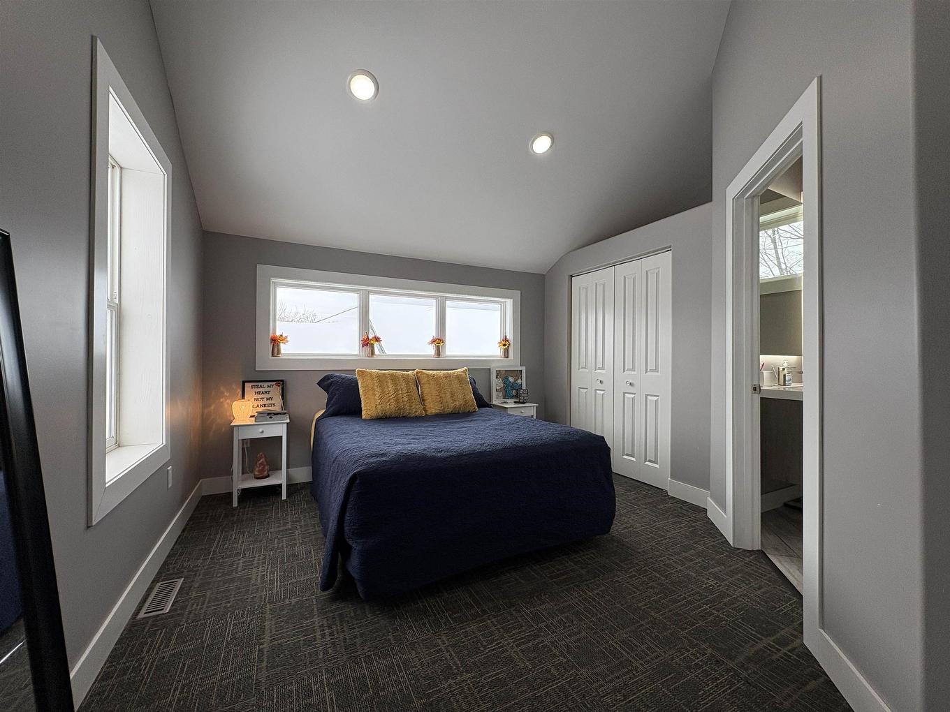 1026 Third Street E, Fort Frances, ON - Indoor Photo Showing Bedroom