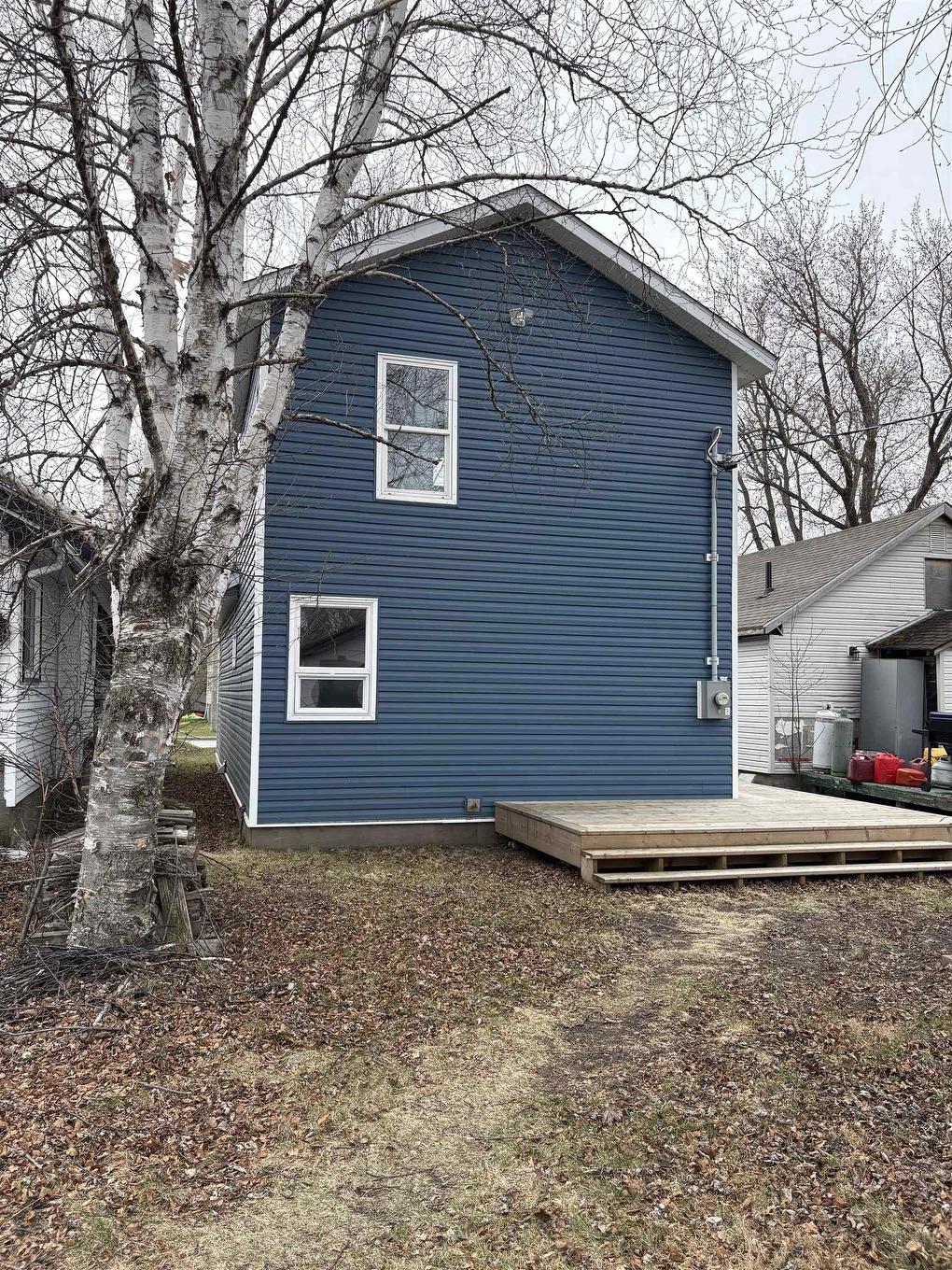1026 Third Street E, Fort Frances, ON - Outdoor With Exterior