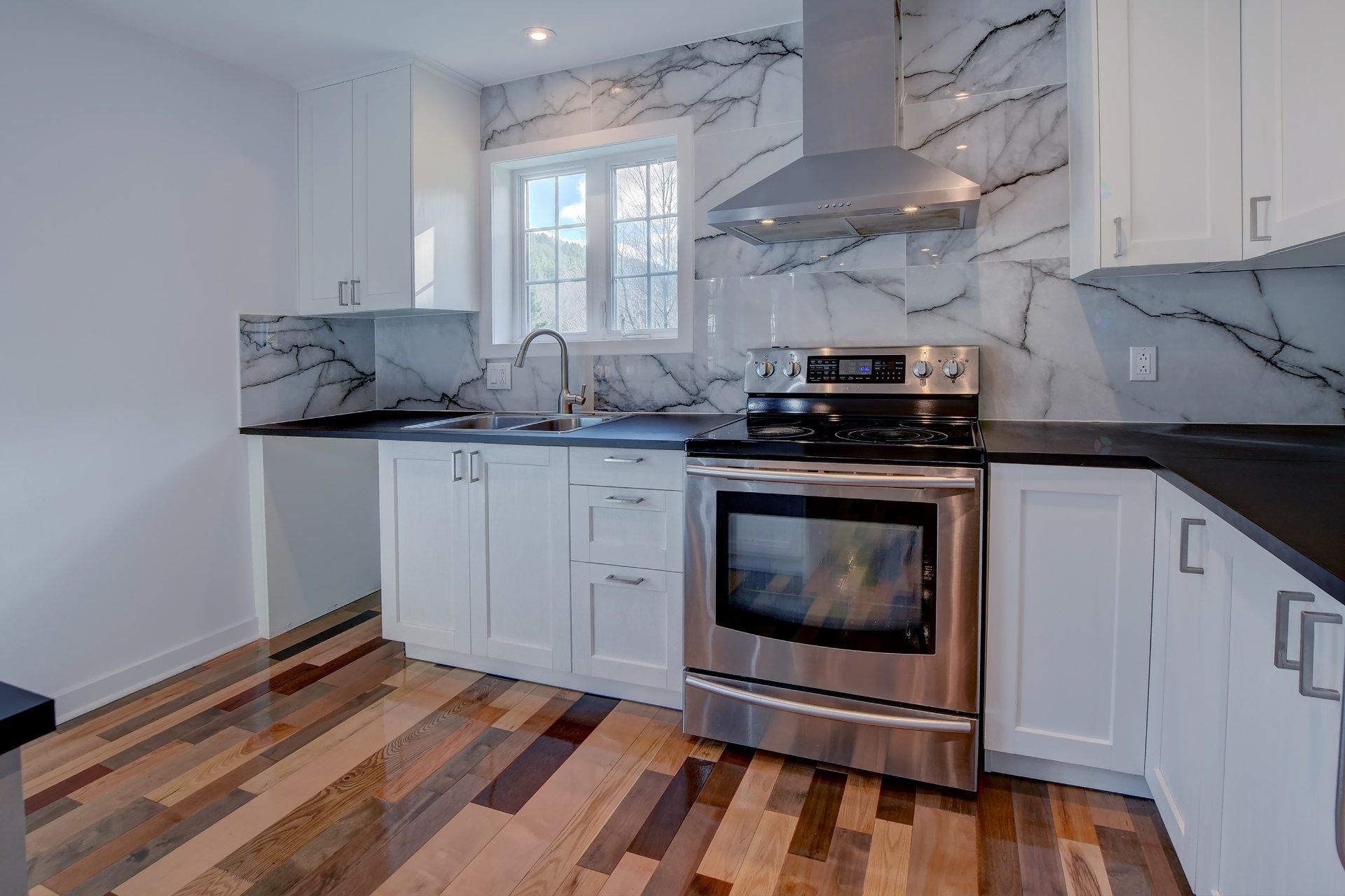Kitchen - 231 290E Avenue, Saint-Côme, QC - Indoor Photo Showing Kitchen With Double Sink