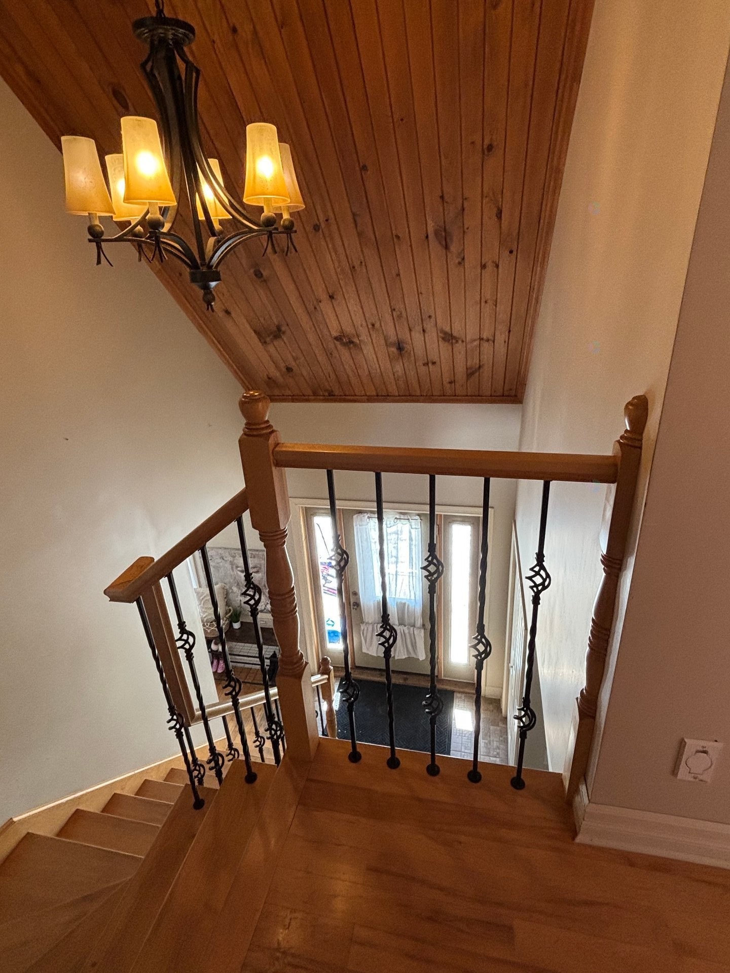 Staircase - 850 21E Rue, Saint-Côme, QC - Indoor Photo Showing Other Room