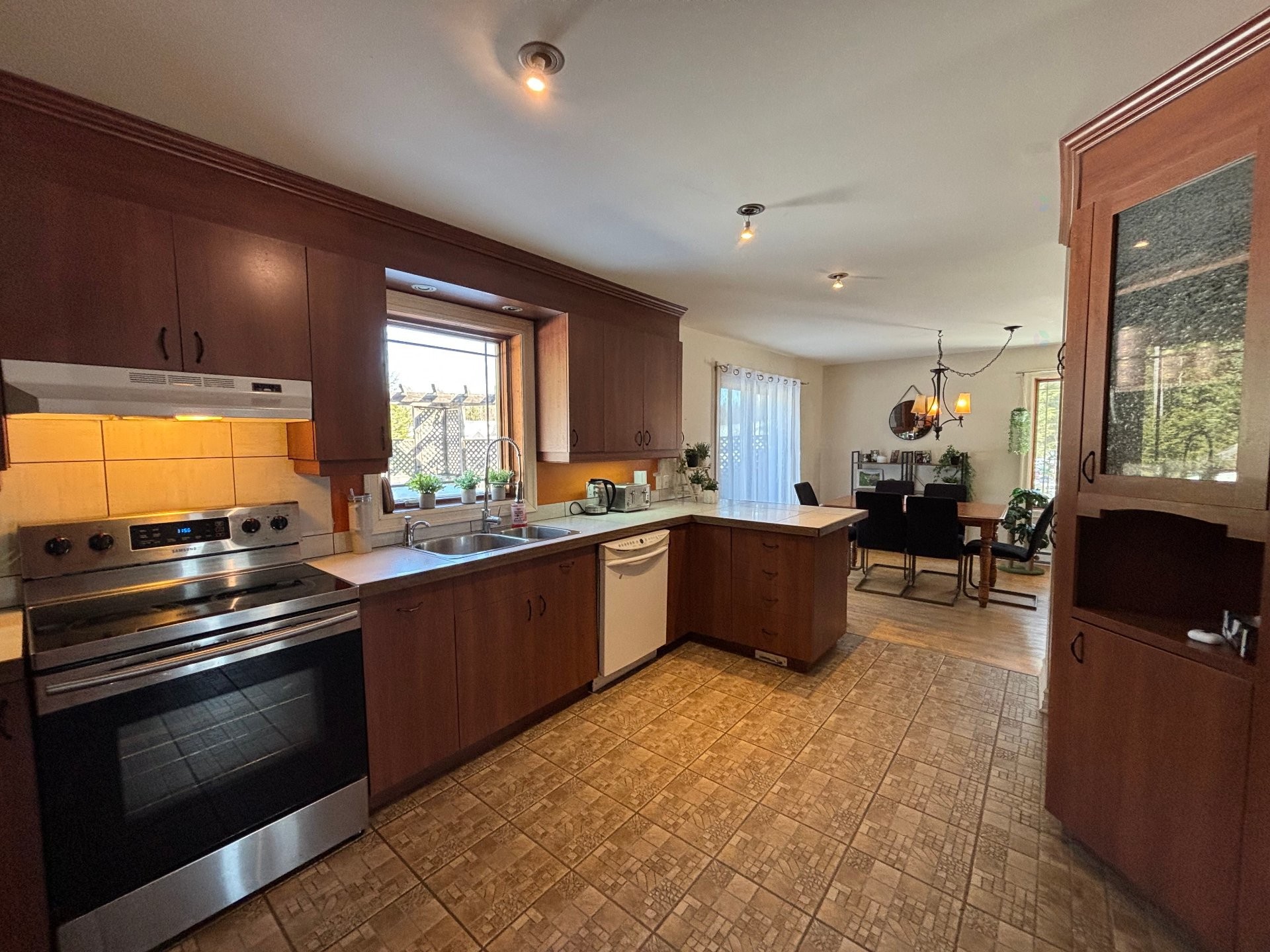 Kitchen - 850 21E Rue, Saint-Côme, QC - Indoor Photo Showing Kitchen With Double Sink