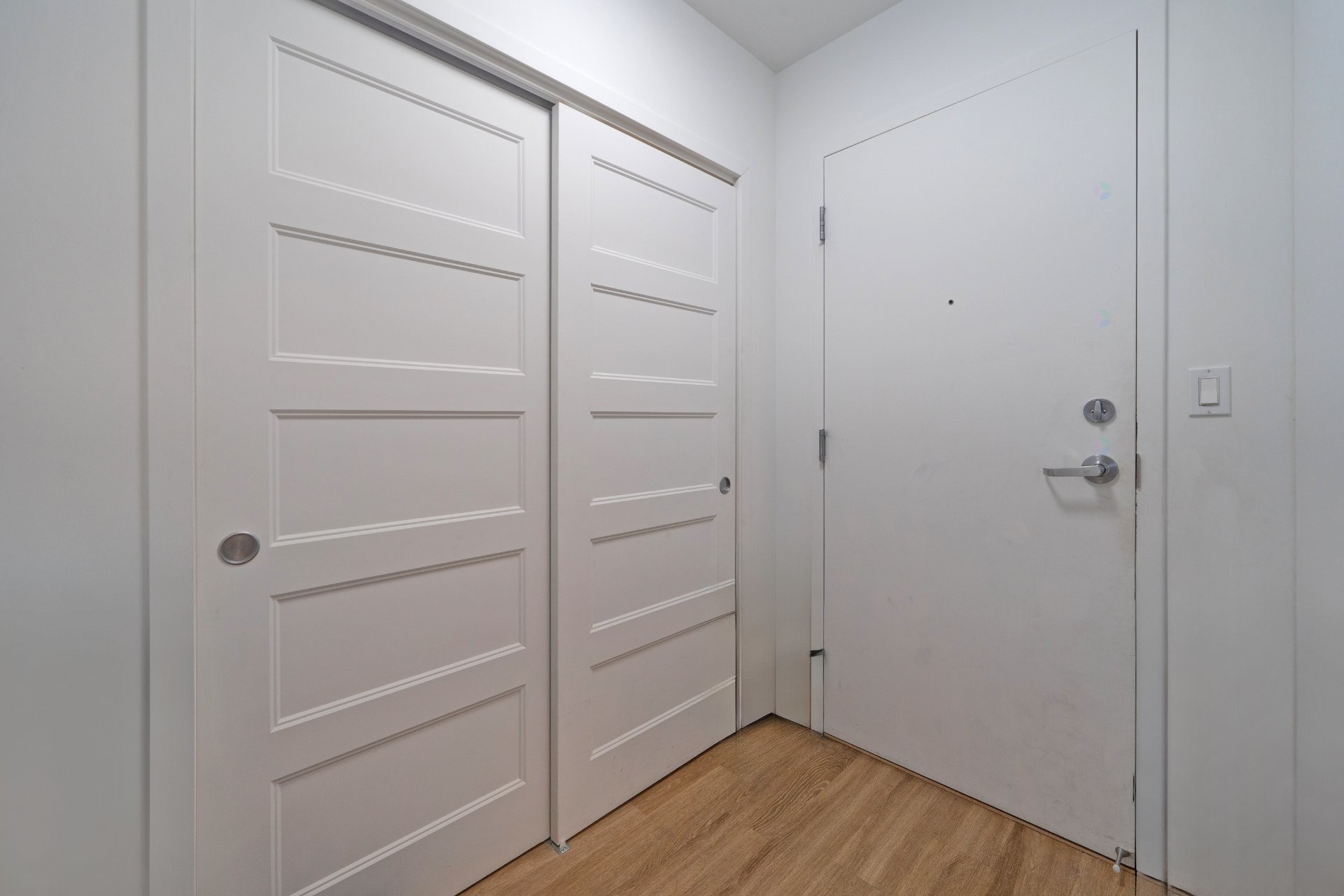 Mud Room - 107-5200 Boul. Henri-Bourassa O., Montréal (Saint-Laurent), QC - Indoor Photo Showing Other Room