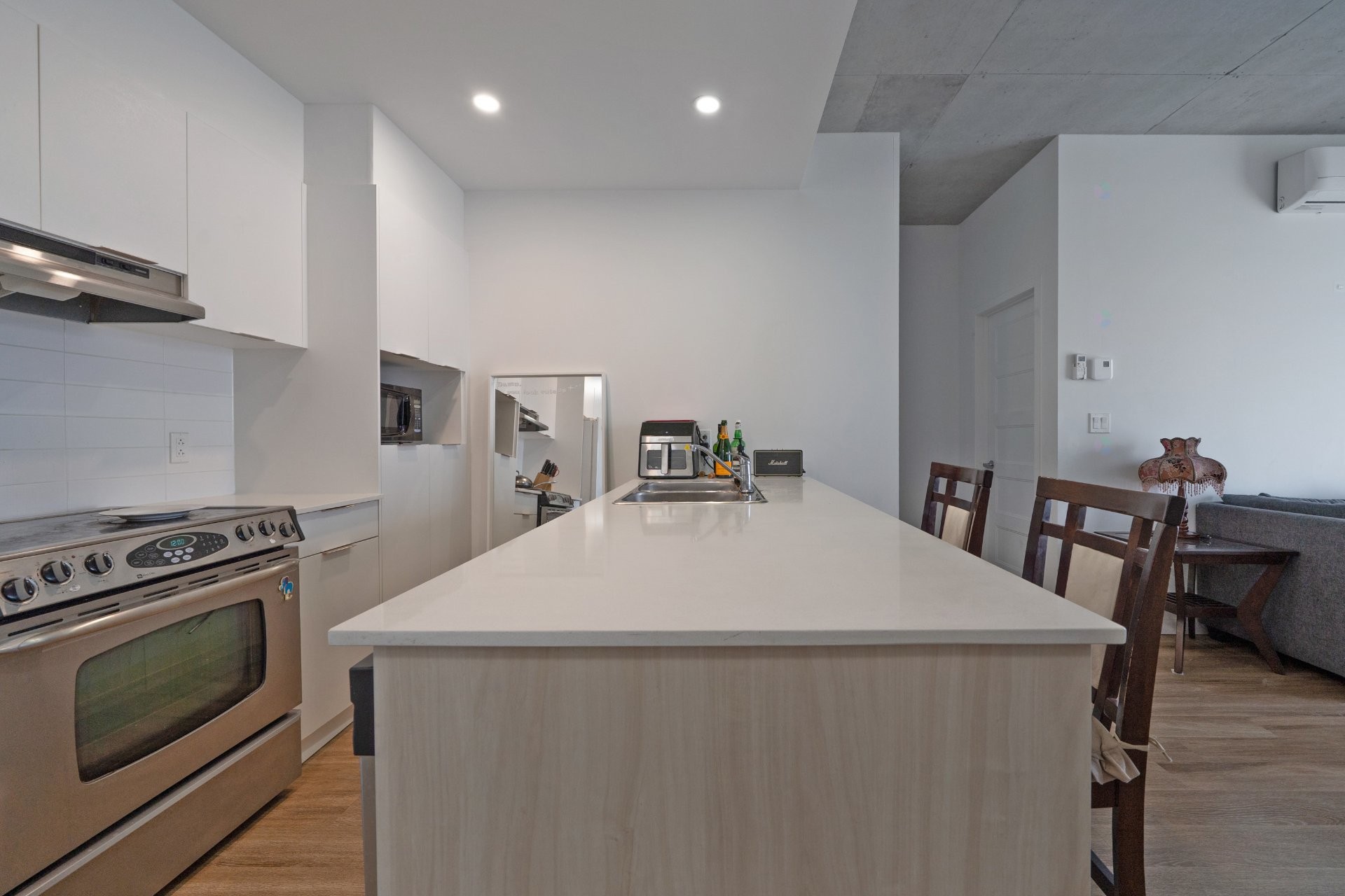 Kitchen - 107-5200 Boul. Henri-Bourassa O., Montréal (Saint-Laurent), QC - Indoor Photo Showing Kitchen