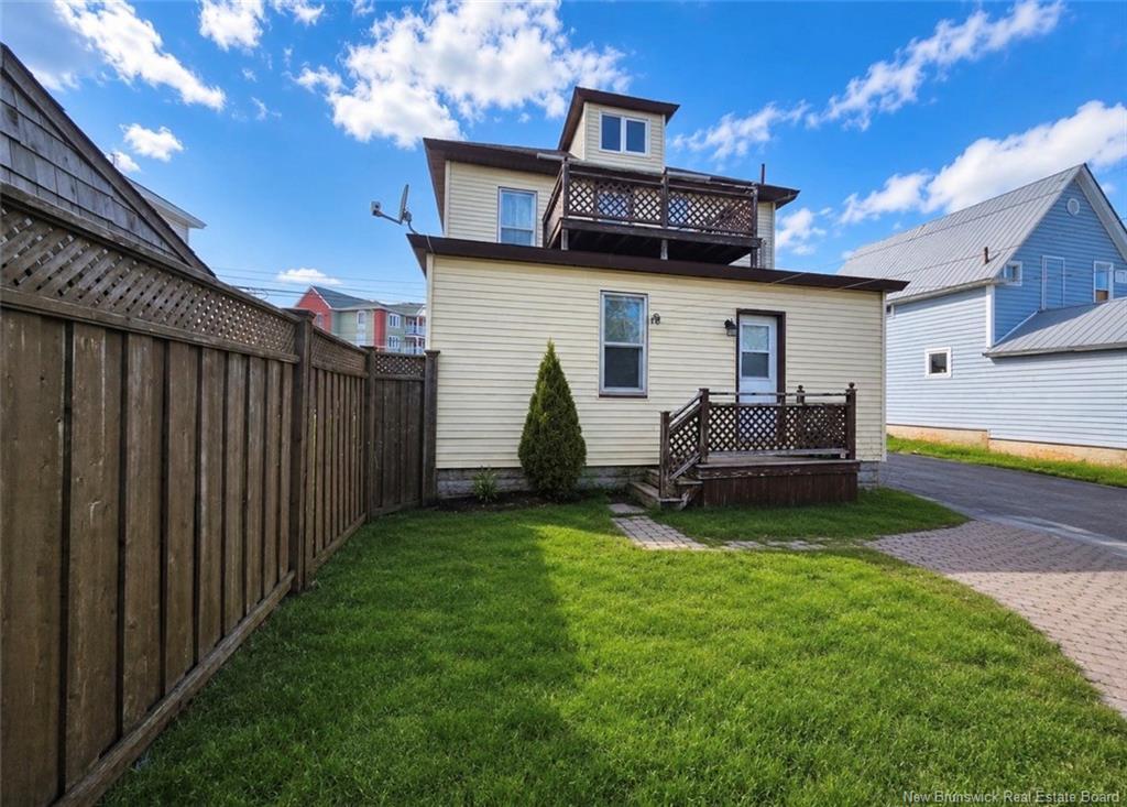 1658-1660 Main St, Moncton, NB