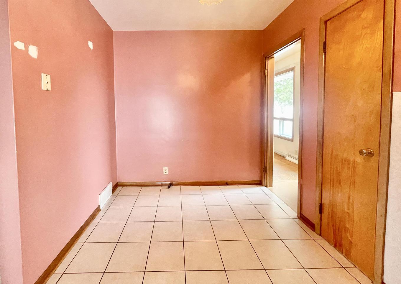 45 Dingwall Parkway, Dryden, ON - Indoor Photo Showing Other Room
