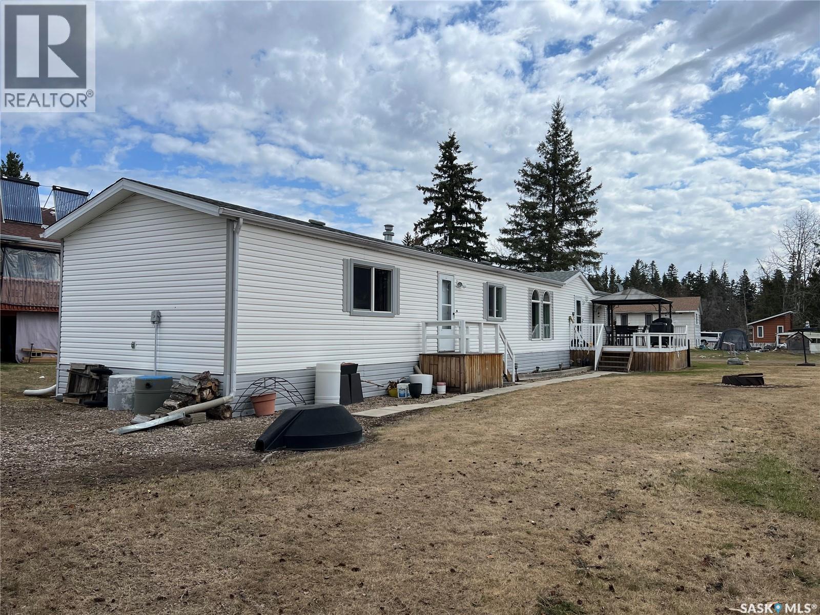 513 3Rd Street Nw, Goodsoil, SK
