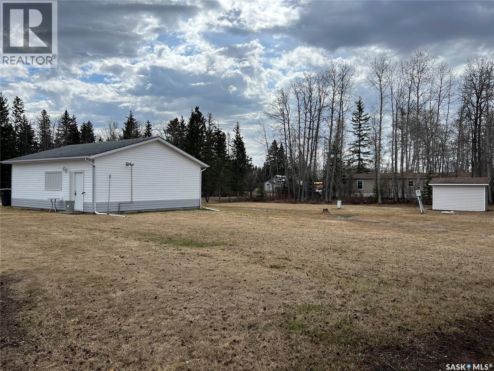 513 3Rd Street Nw, Goodsoil, SK