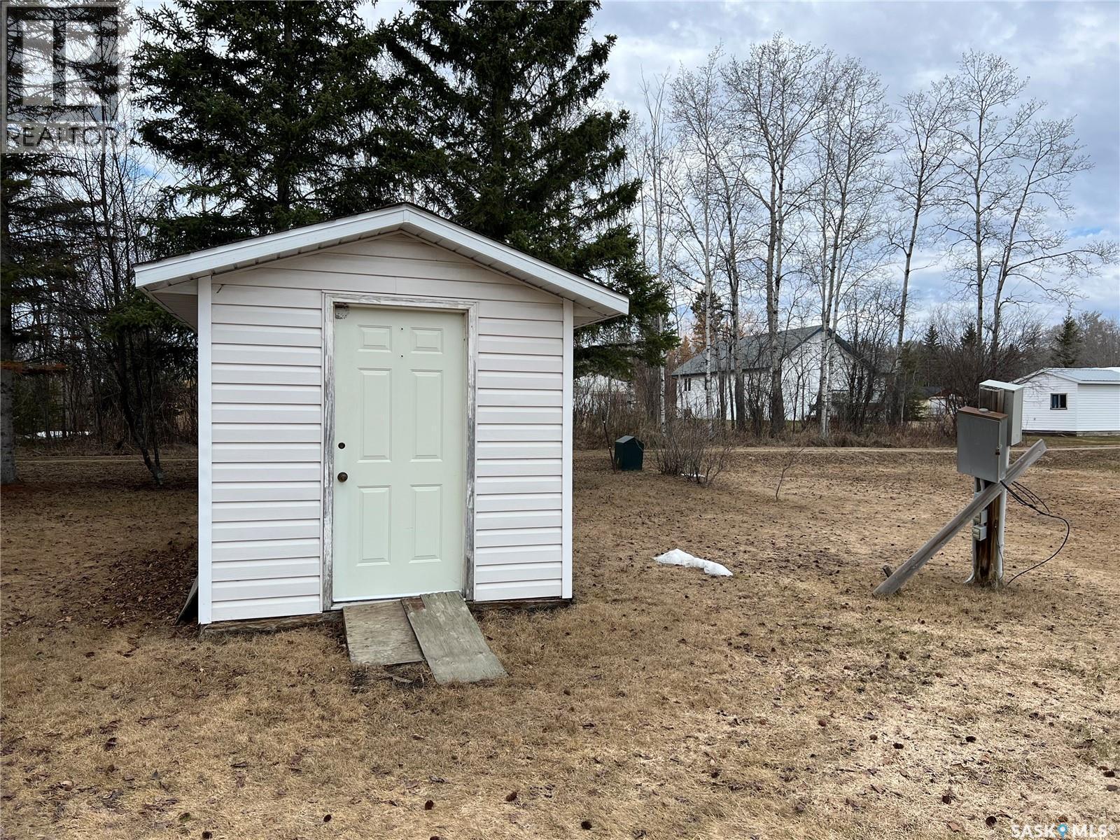 513 3Rd Street Nw, Goodsoil, SK