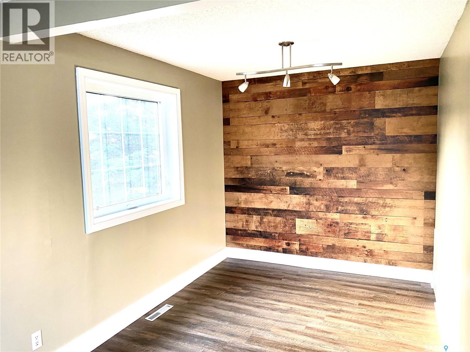 325 Grout Street, Lemberg, SK - Indoor Photo Showing Other Room
