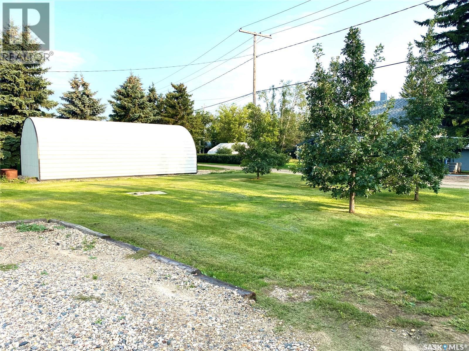 325 Grout Street, Lemberg, SK - Outdoor