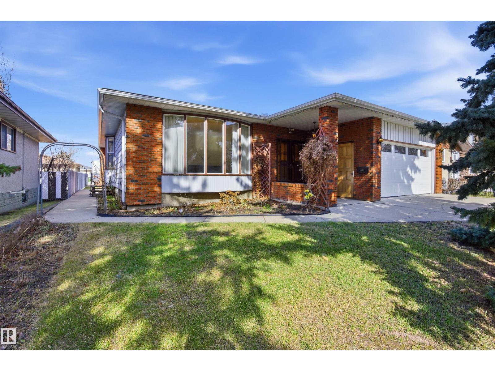 13222 116 St Nw, Edmonton, AB - Outdoor