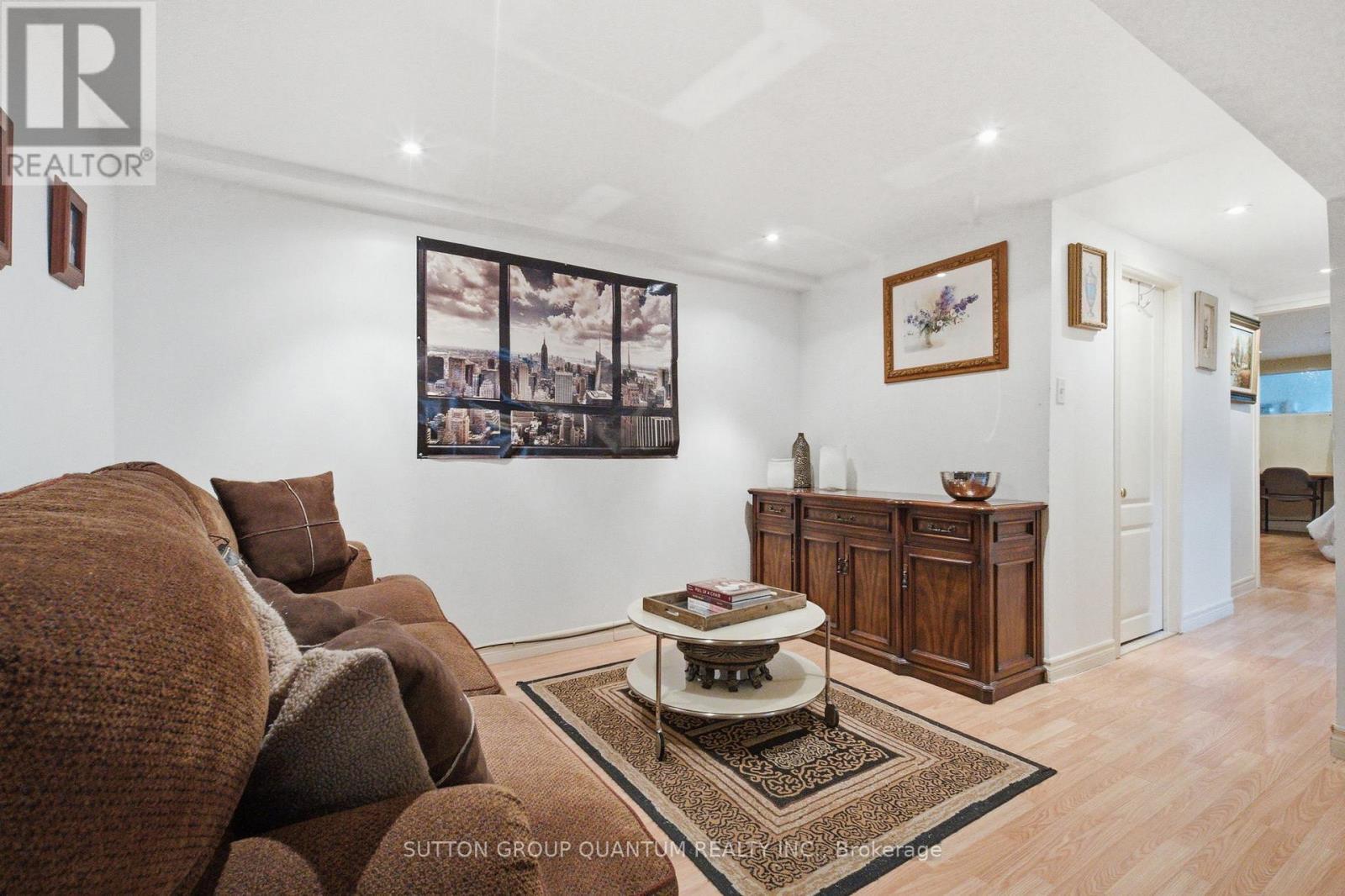 1257 Alexandra Avenue, Mississauga, ON - Indoor