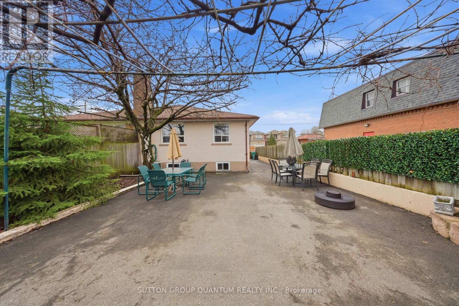 1257 Alexandra Avenue, Mississauga, ON - Outdoor