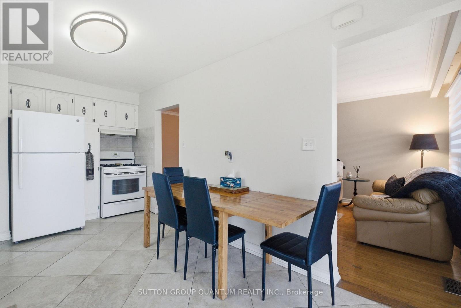 1257 Alexandra Avenue, Mississauga, ON - Indoor